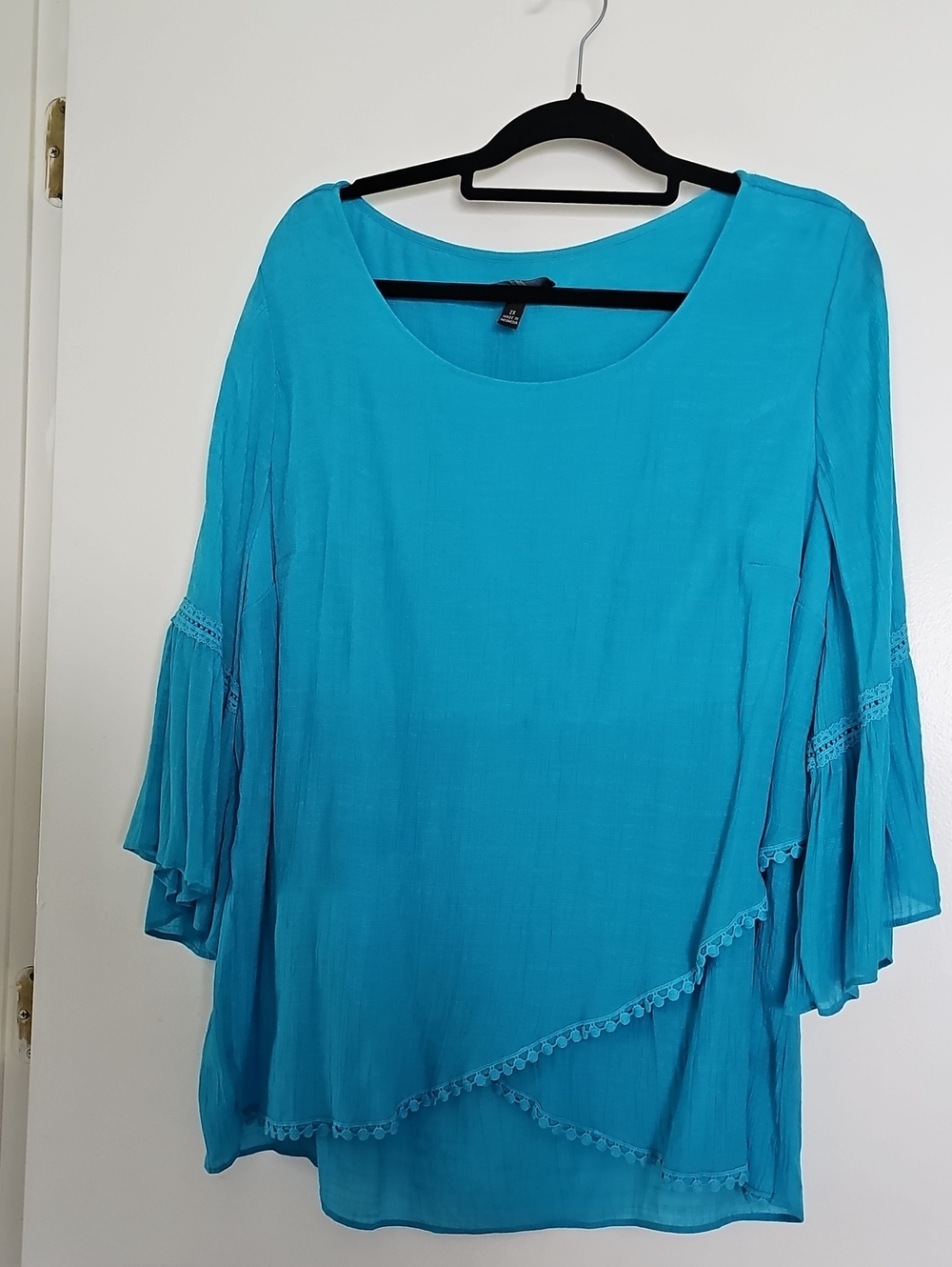 Women's Turquoise Layered Bell-Sleeve Top